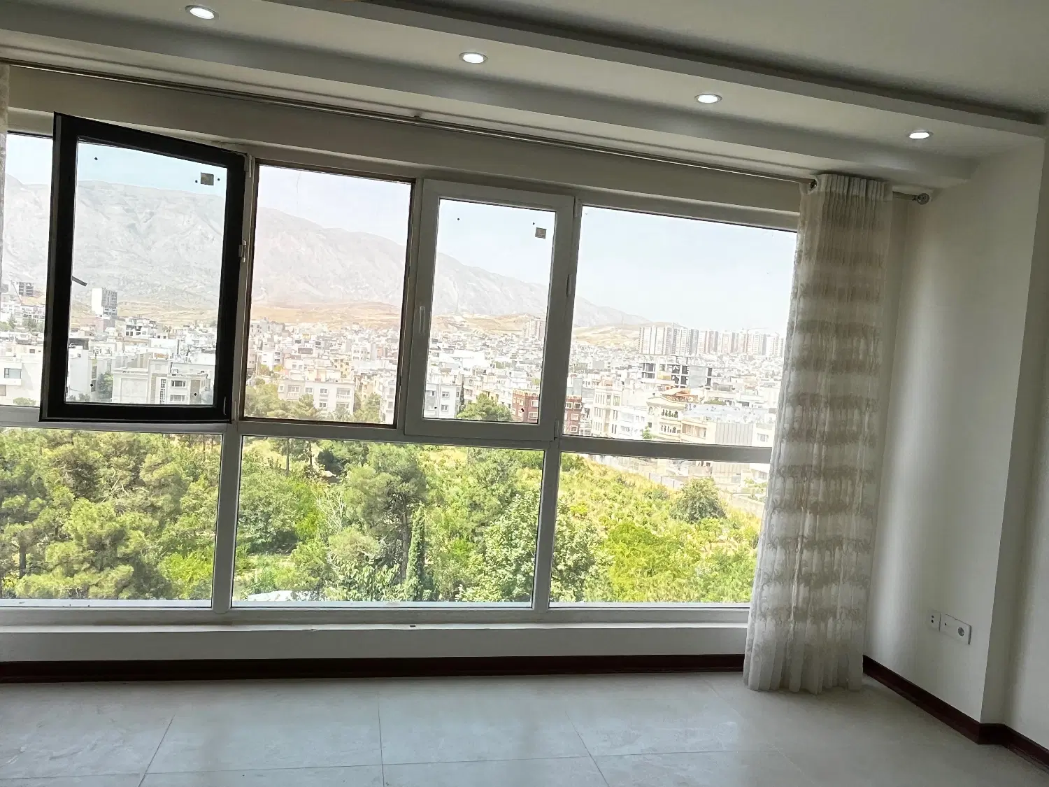 فروش واحد ۱۲۵ متری_ دوبر_طبقه اخر