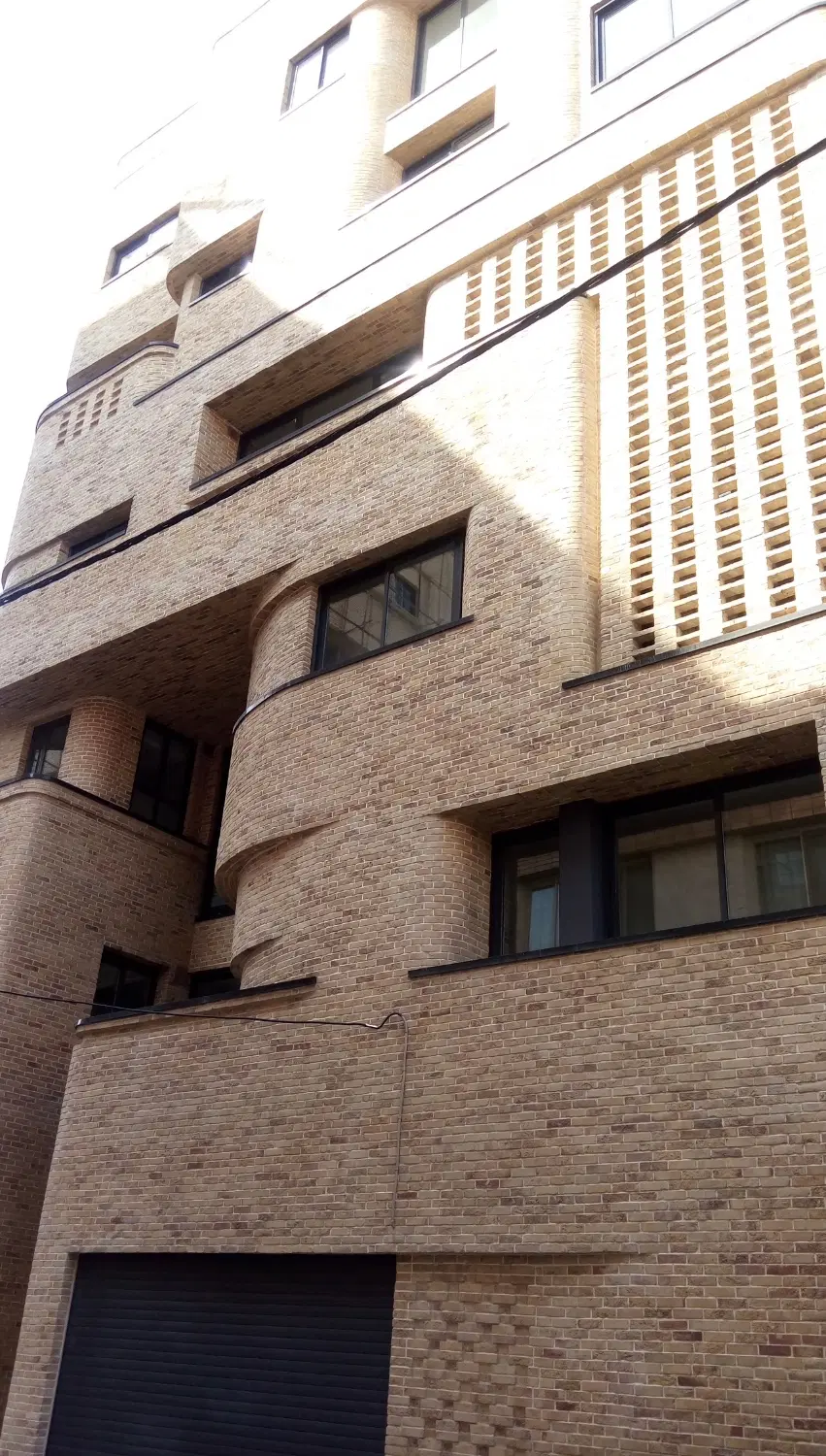 ۱۲۶ متر ۳ خواب مستر دوبلکس خاص_سندآماده_تاپ لوکیشن