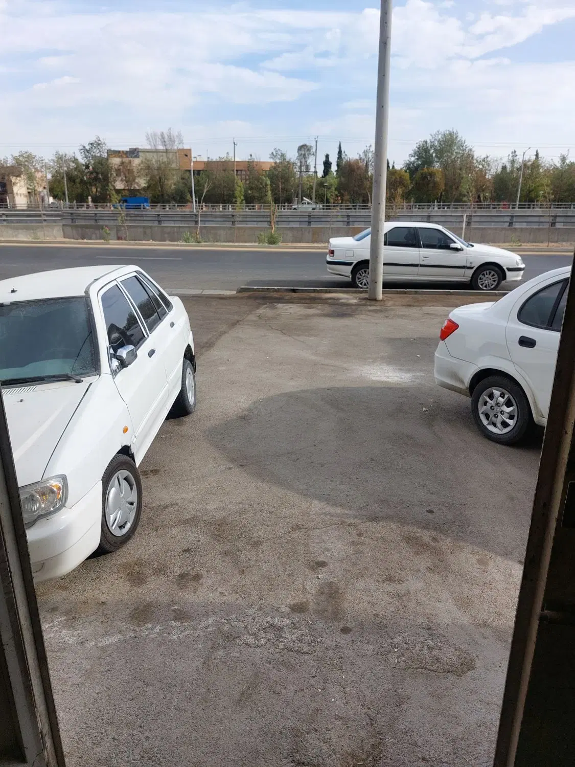 مغازه در حصه شرقی ۴۰متری بر اتوبان