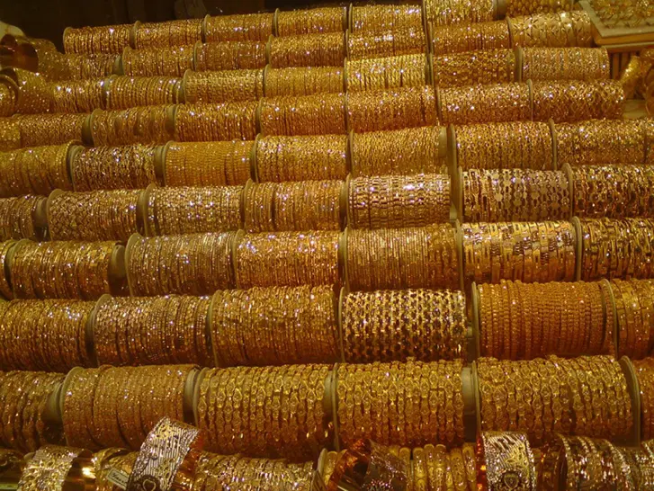 تهاتر با کلنگی یا زمین