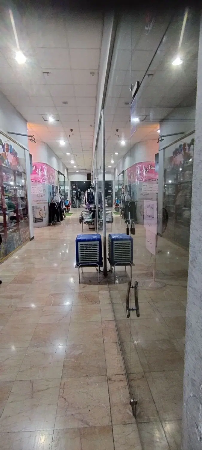 مغازه 12متری پاساژ قائم