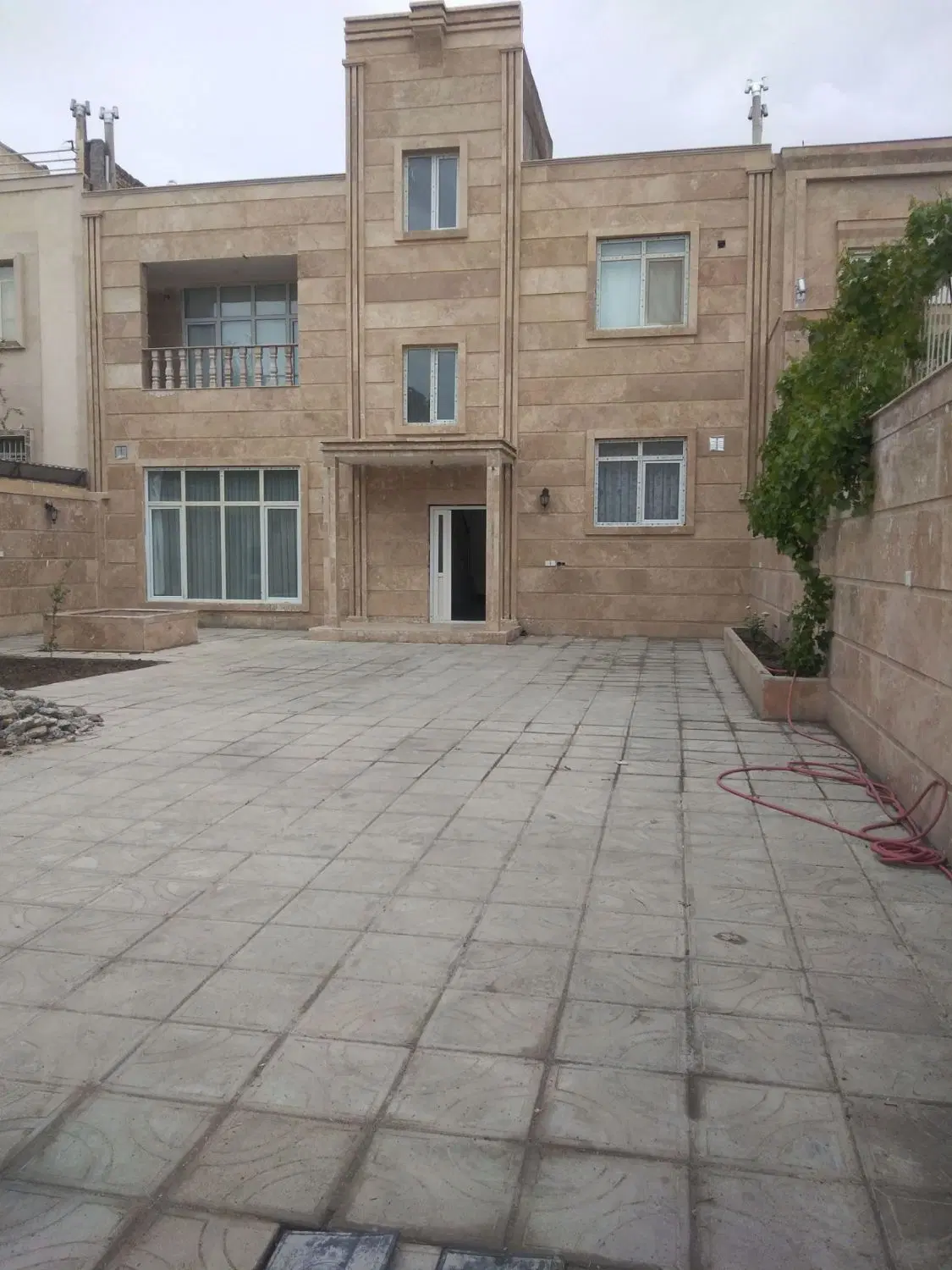 فروش ویلایی مرکز شهر
