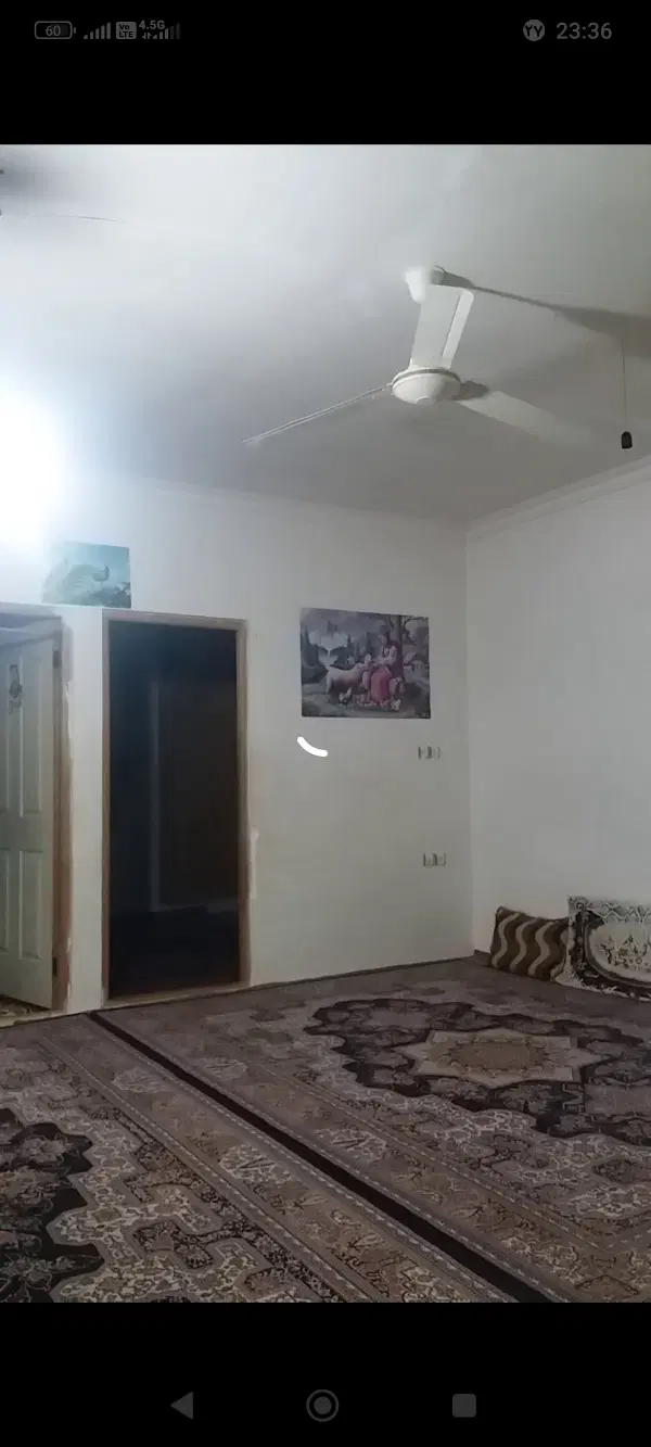 دو طبقه‌ طبقه دوکاشانی ۲۶ حسینیه ۱۱ کنار سوپرمارکت