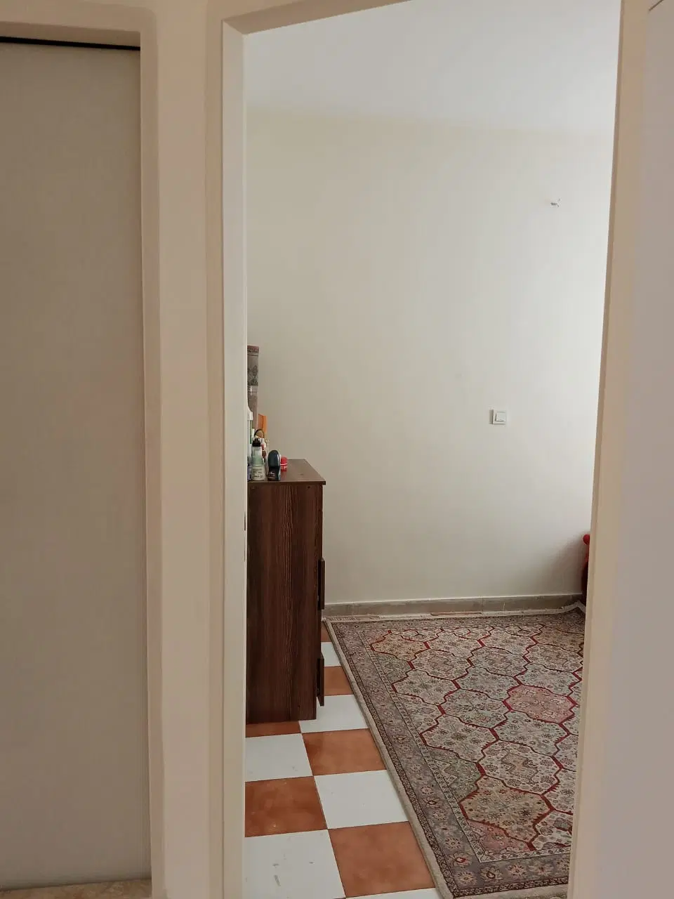 اجاره واحد مسکونی در بهترین نقطه نارمک