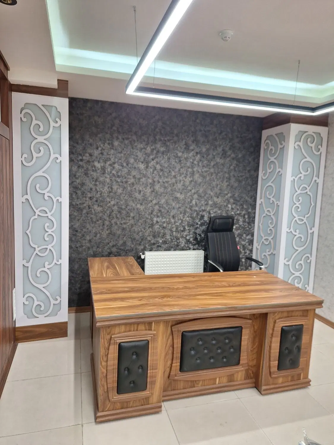 واحد اداری خدماتی