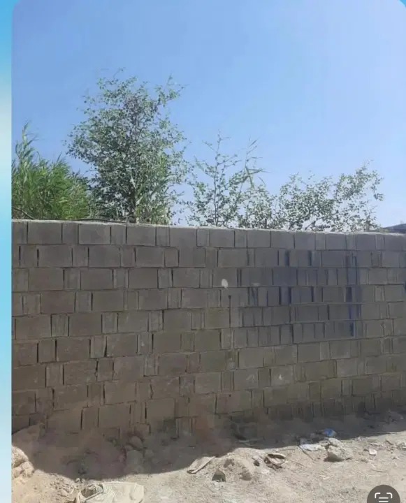 زمین فروشی دهقاید دیوار کشی شده