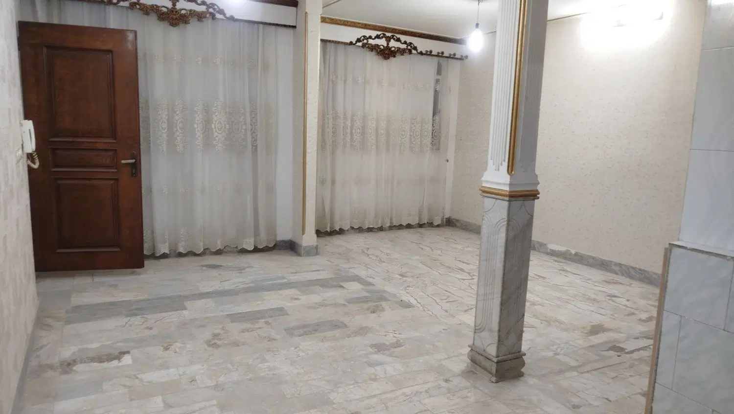 دو طبقه دربست مدرس