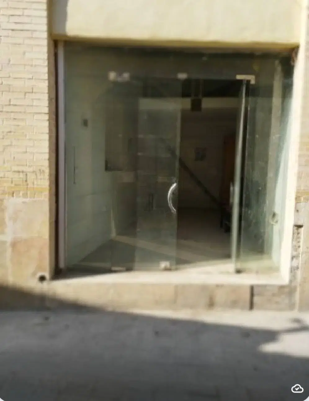 واحد تجاری ۱۹ متری