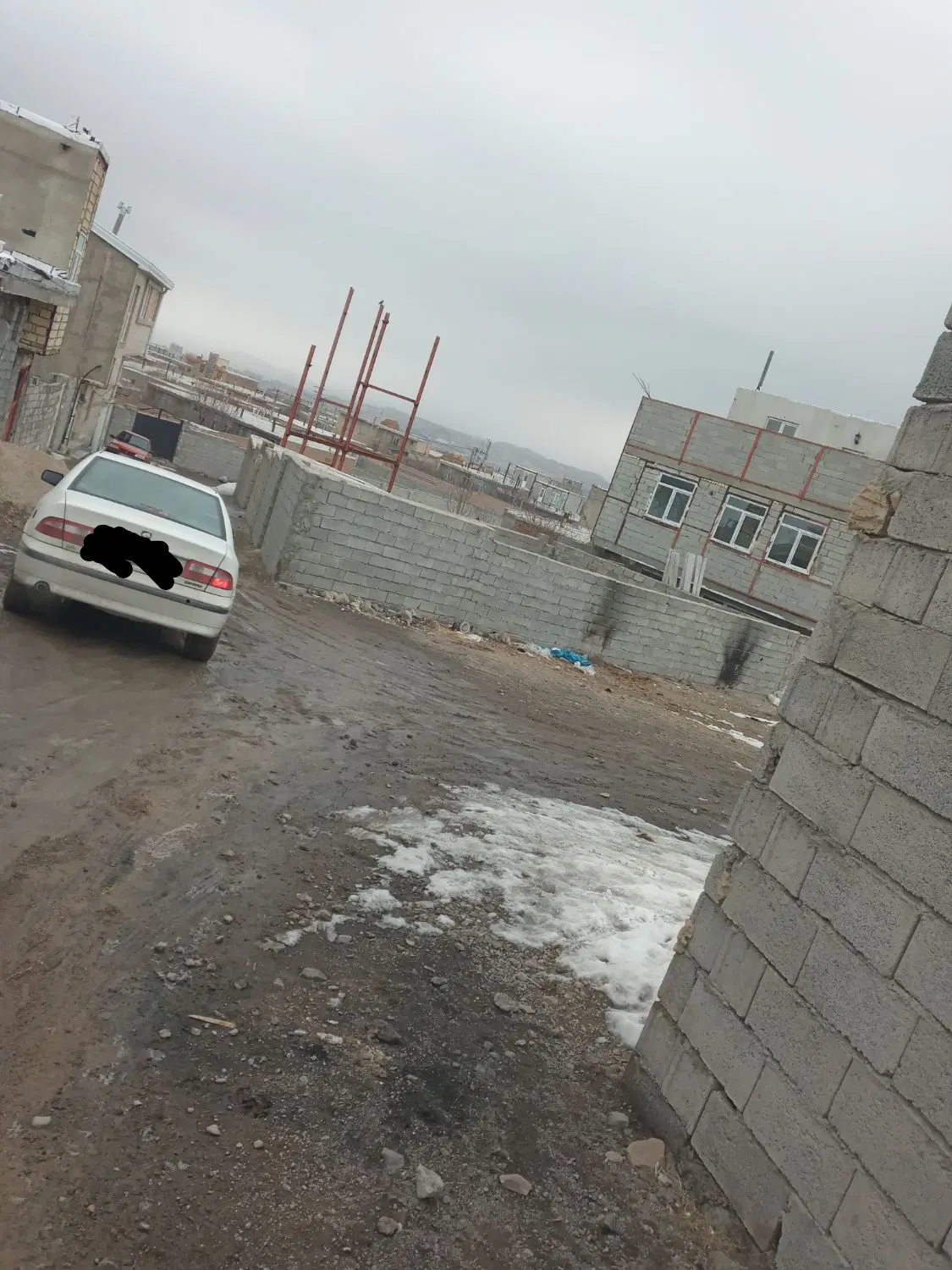 ۳۵۰مترزمین درشادبادعلیا