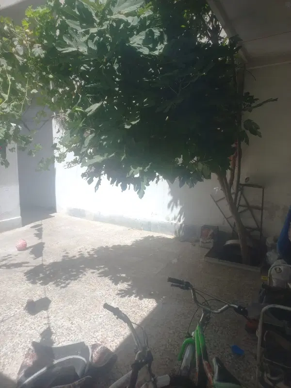 خانه فروشی سه خواب حیاط دار