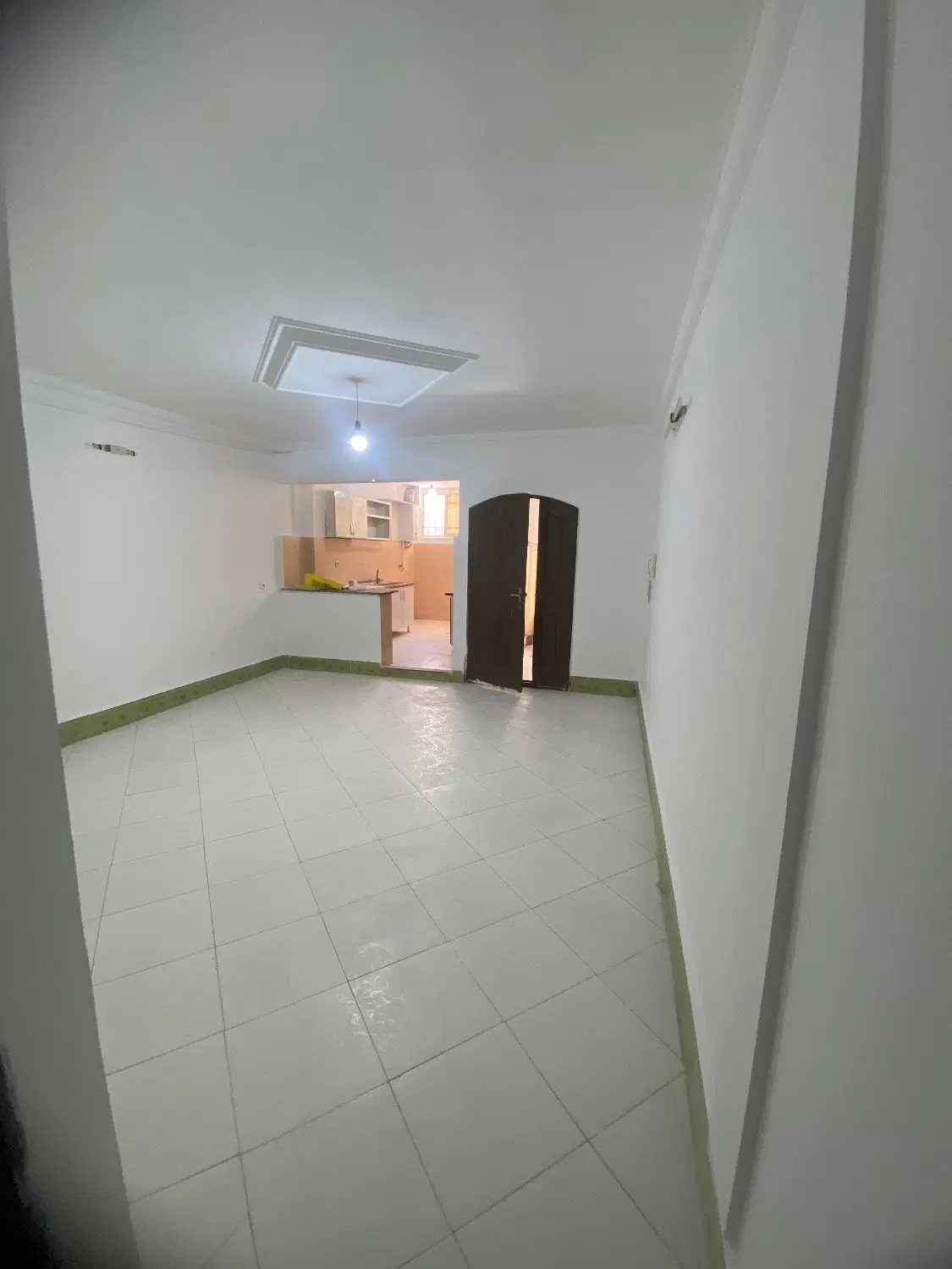 همکف ۷۰ متر ۱ خواب + حیاط خلوت