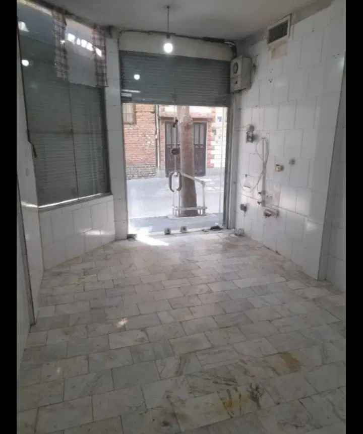 سلام ۱۵ متر مغازه تجاری