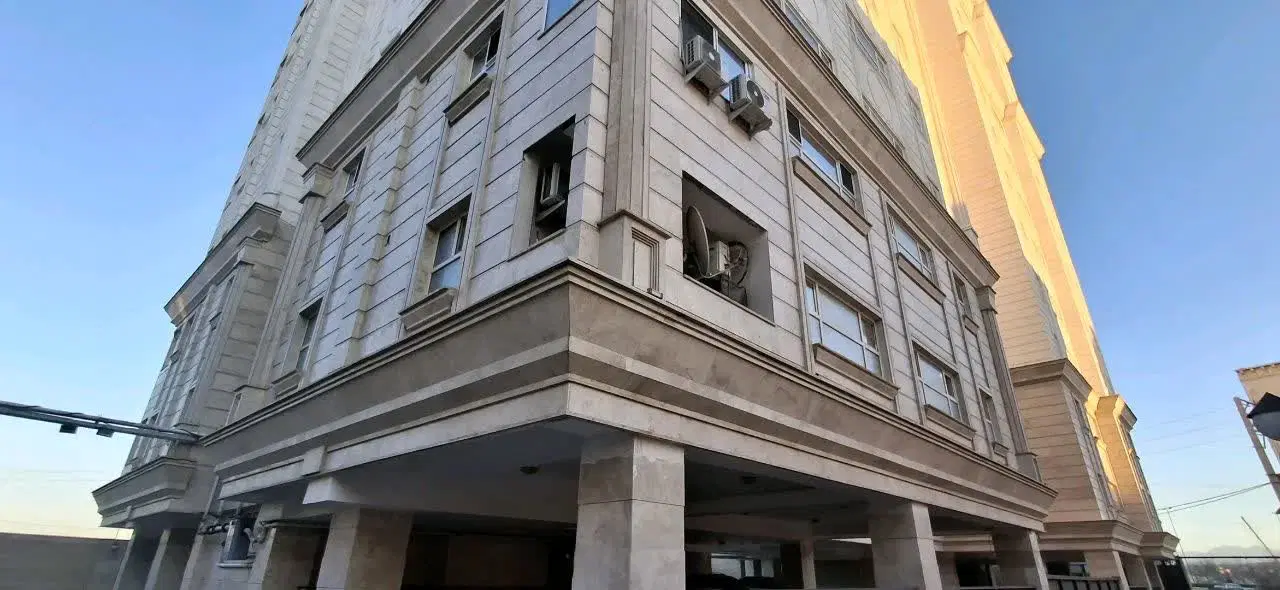 ۹۴متر،شخصی ساز،نزدیک خیابان اصلی