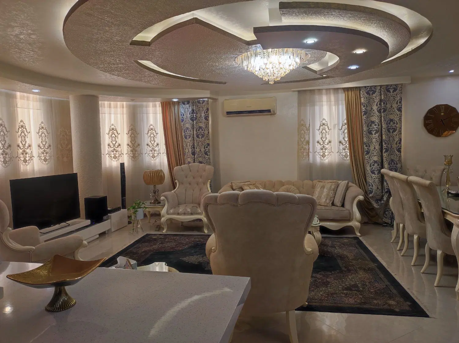 فروش 98متری نبوت