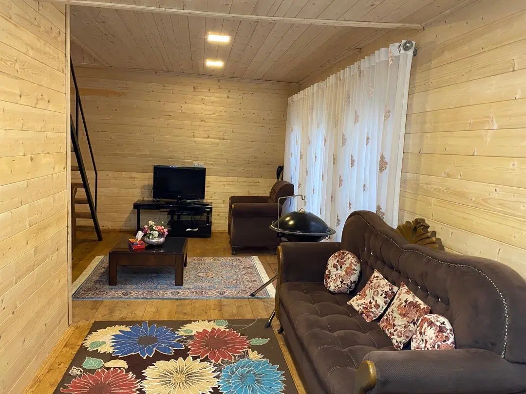 کلبه یکخوابه جنگلی دربست نوساز