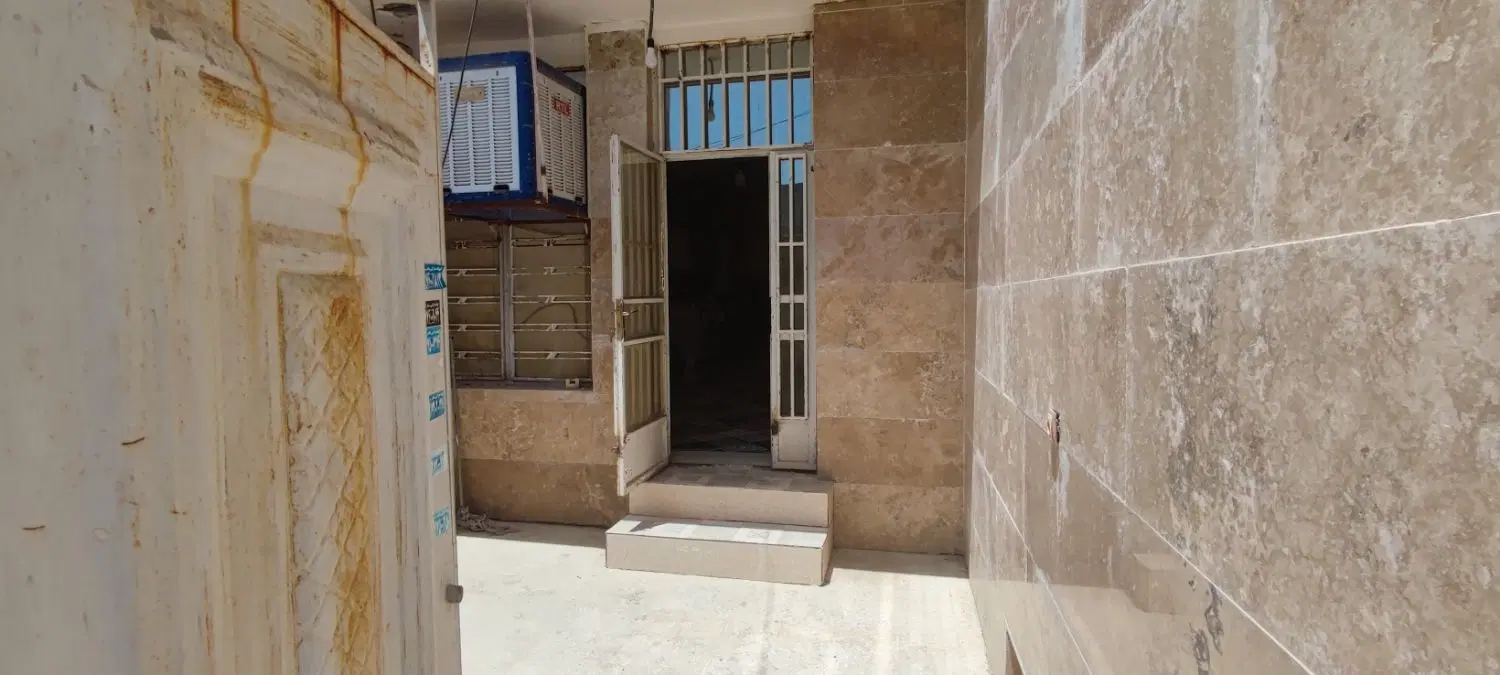 منزل مسکونی طبقه همکف ماهفیروزان