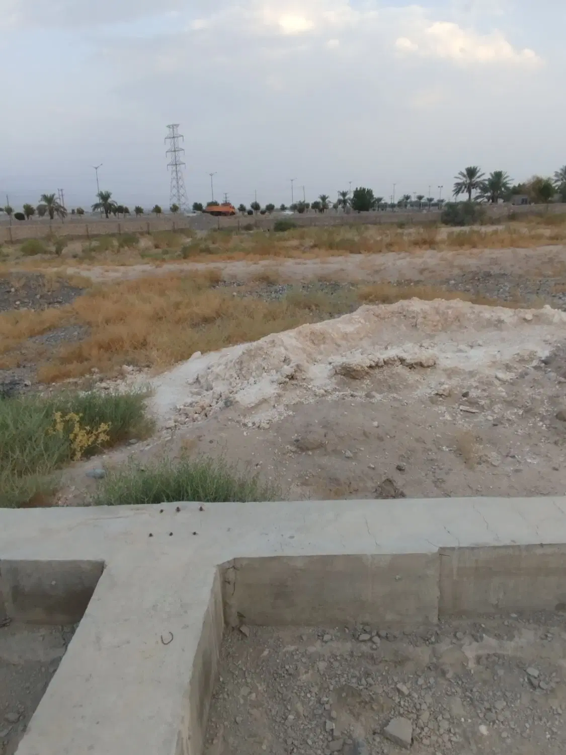 زمین مسکونی