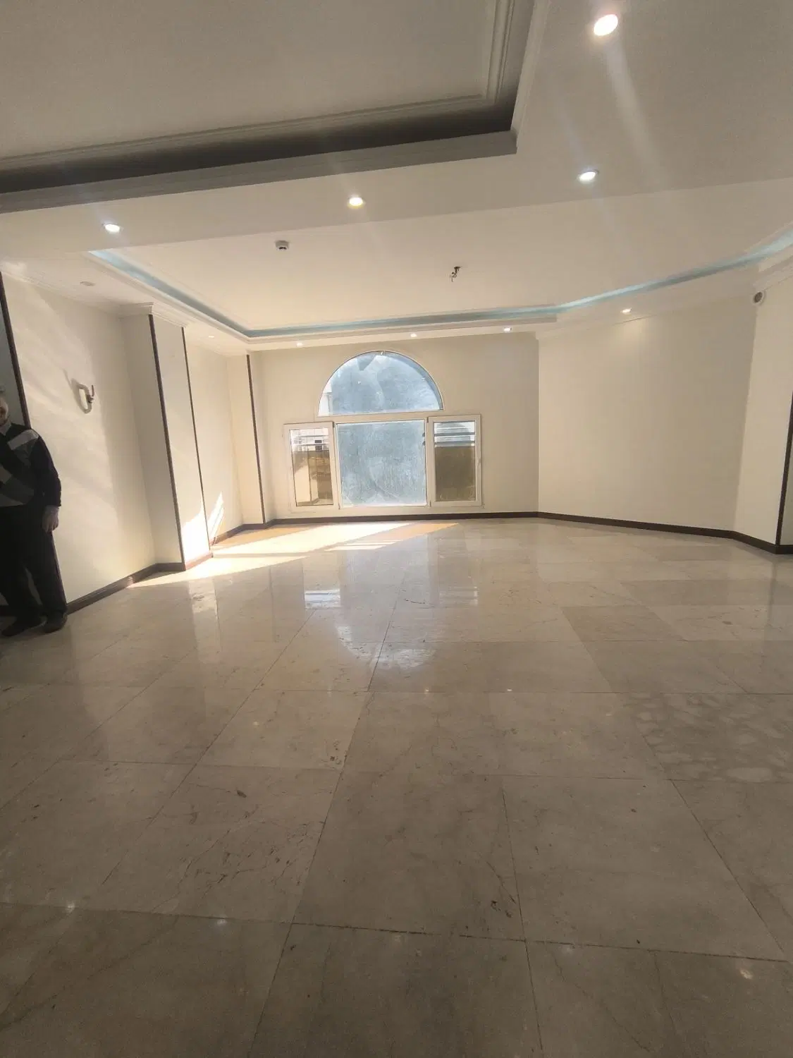 116 متر 3 خ سعادت آباد آسمان