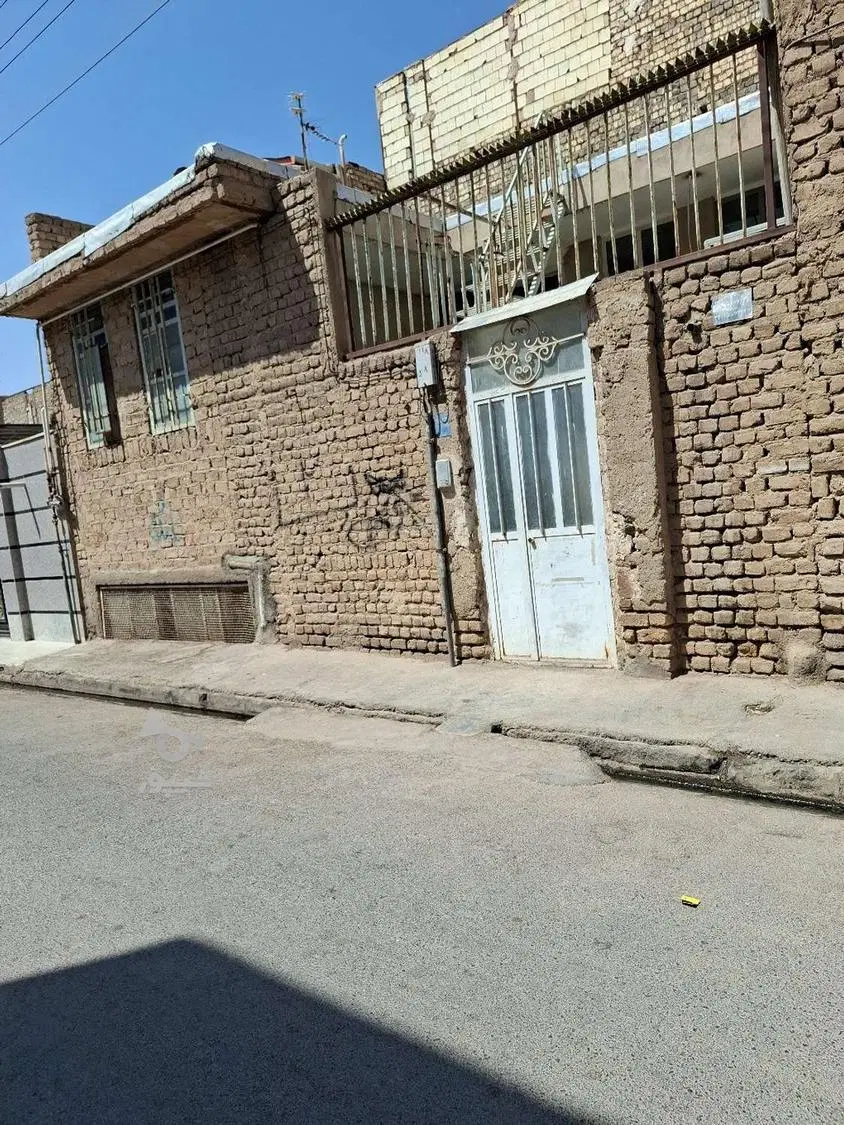 خانه دوطبقه دربست