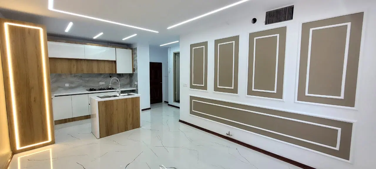 واحد بسیار مدرن و شیک بدون پرتی سند دار