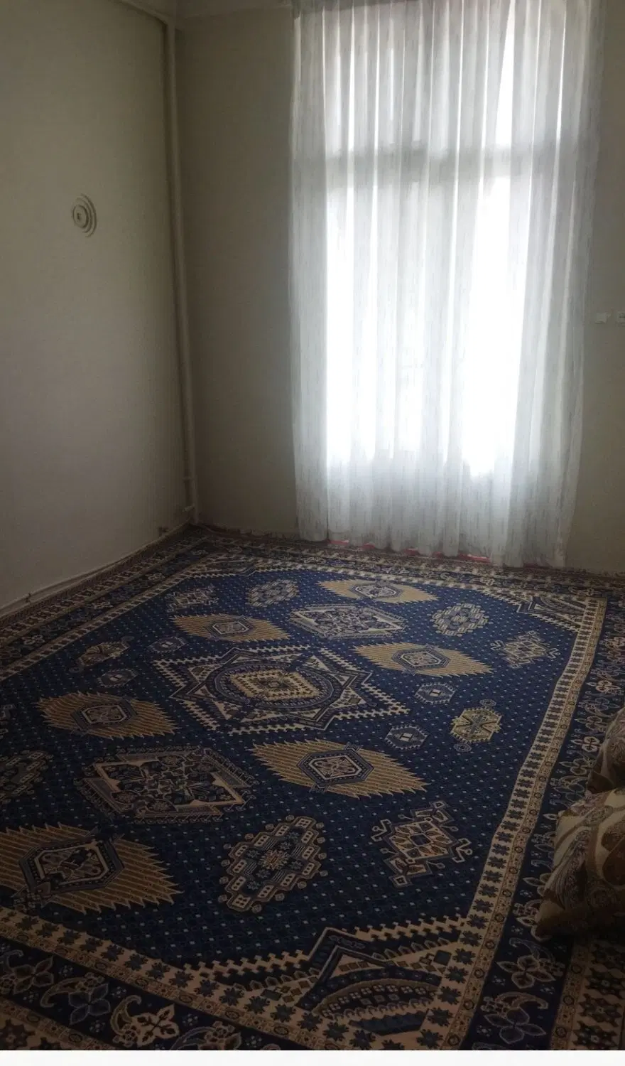 یک اتاق 12متری اجاره داده میشود