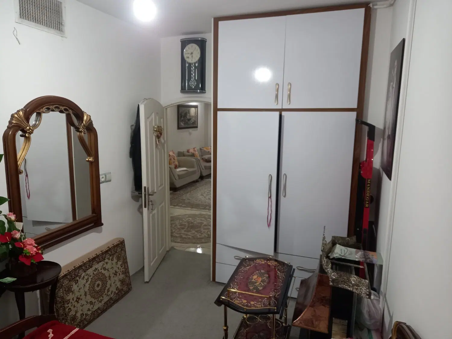 آپارتمان ۹۵ متری درتوس ۷۰