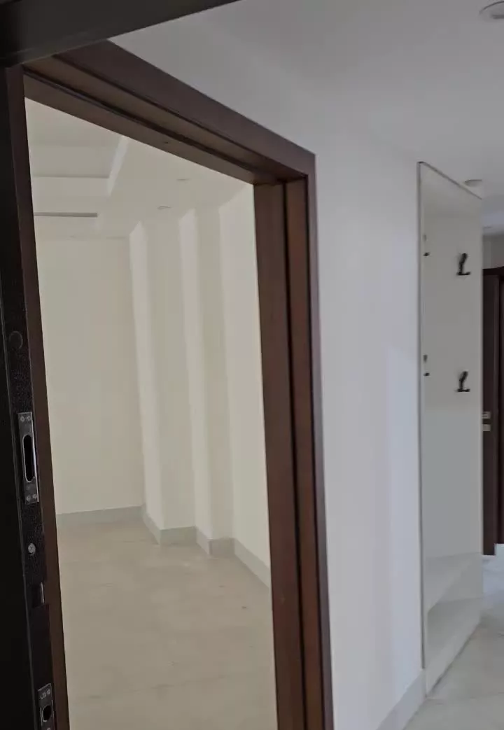 ۱۴۰ متری اول سالاریه