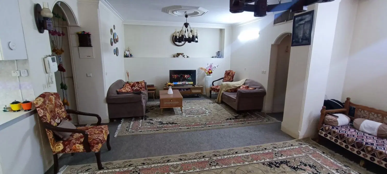 ،،فروش آپارتمان ۹۴ متری،،
