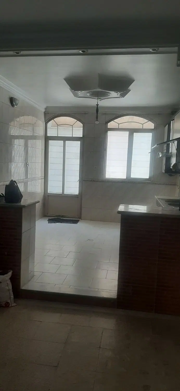 اجاره اپارتمان در صالح اباد