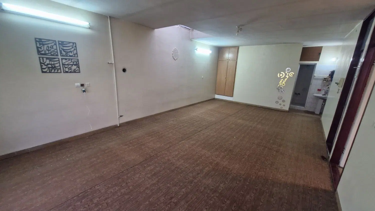 خانه بزرگ دربست با تمامی امکانات