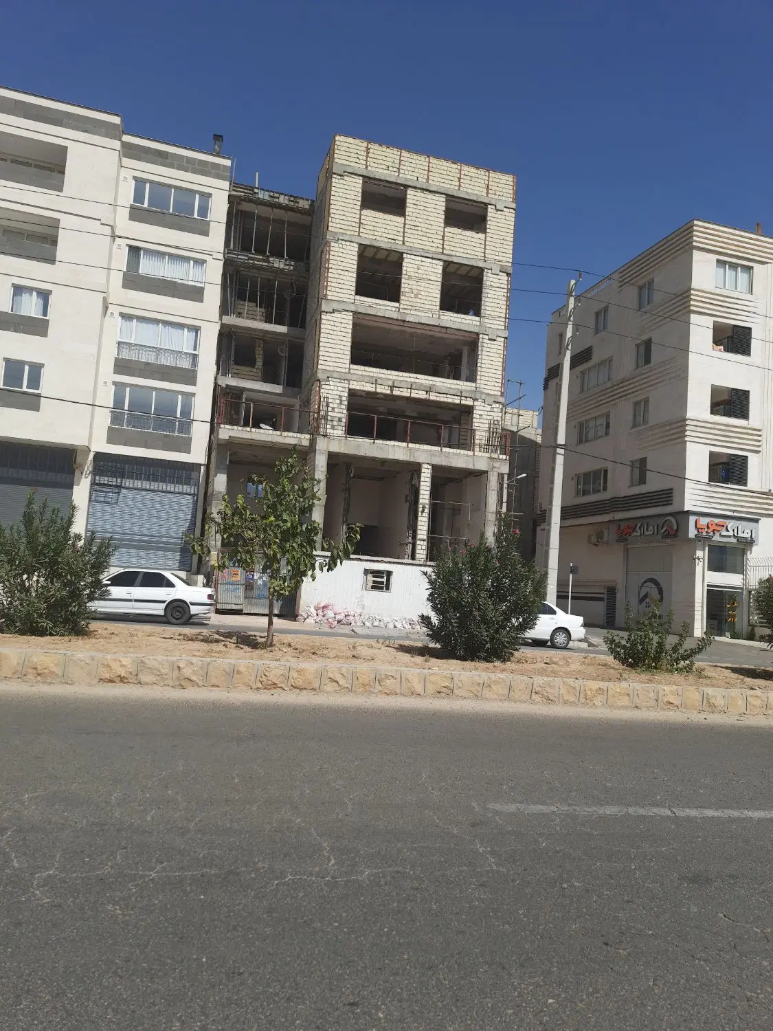 فروش دو خواب وسه خواب تکمیل