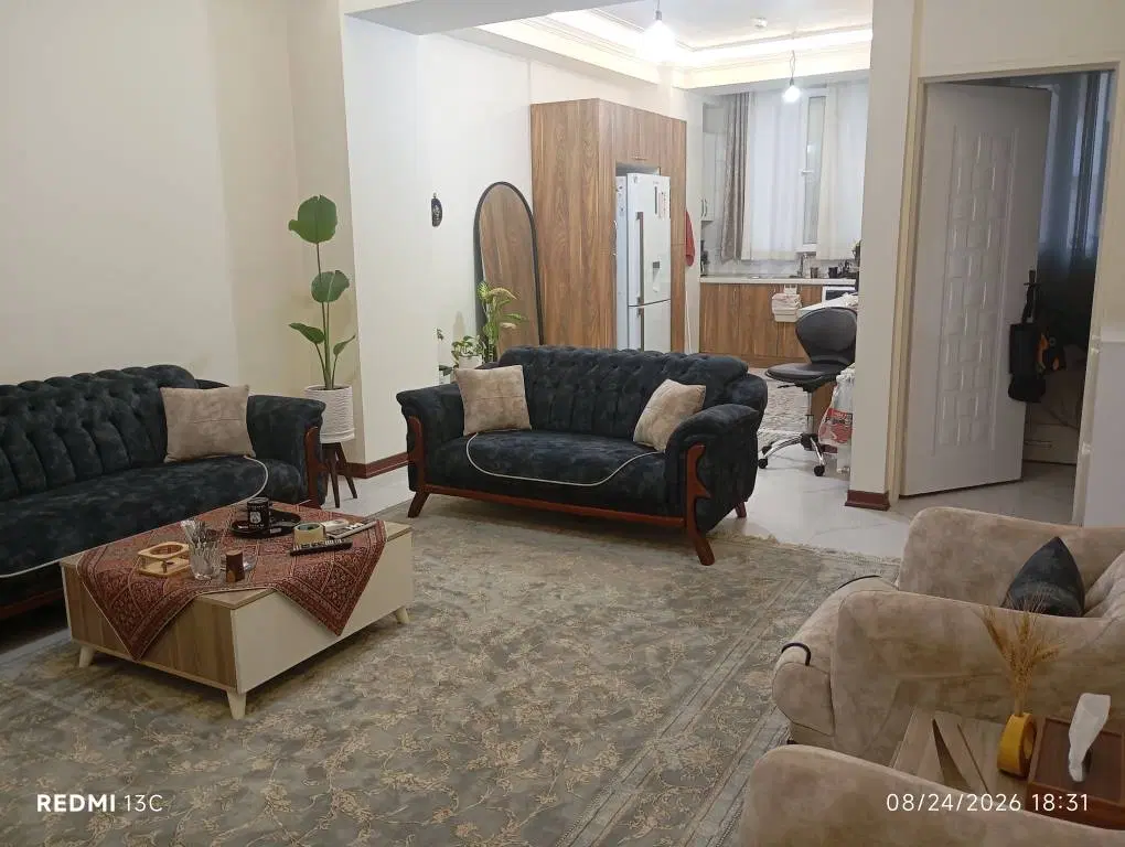 واحد ۶۸ متری رو به نما فول