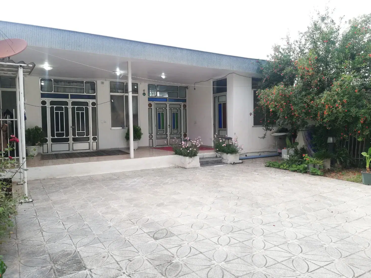 سوییت ویلایی شیک همراه با پارکینگ