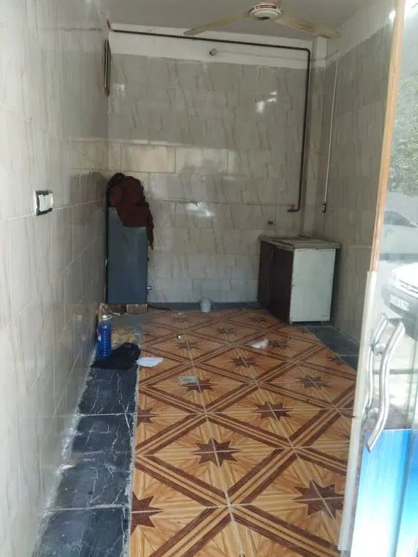 مغازه ۱۲متری