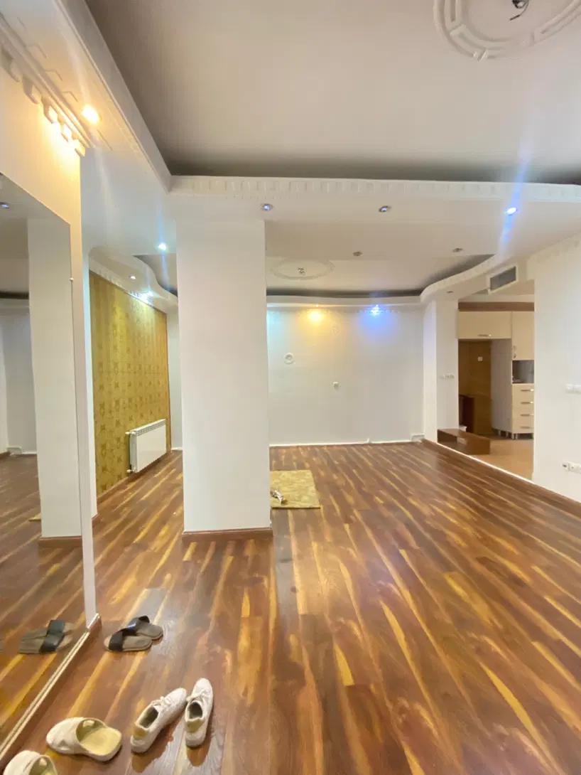 ۸۷ متری بازسازی کامل،پیروزی،اندرزگو