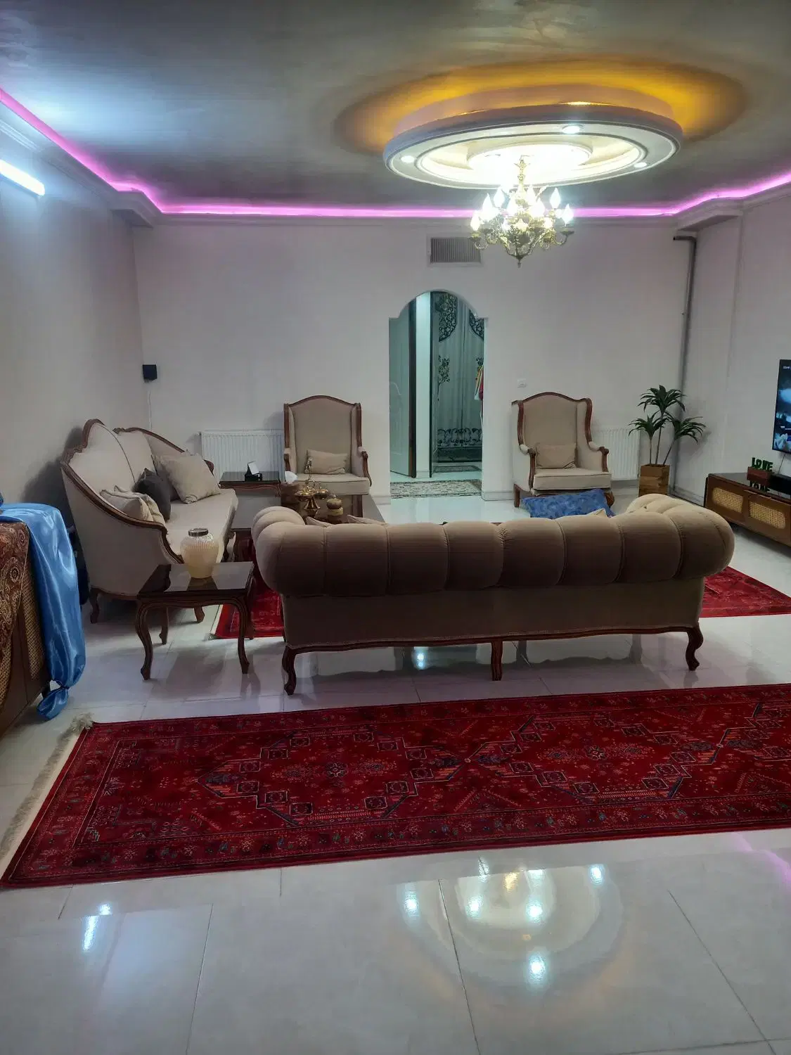 فروش واحد ۹۵ متری خوش نقشه