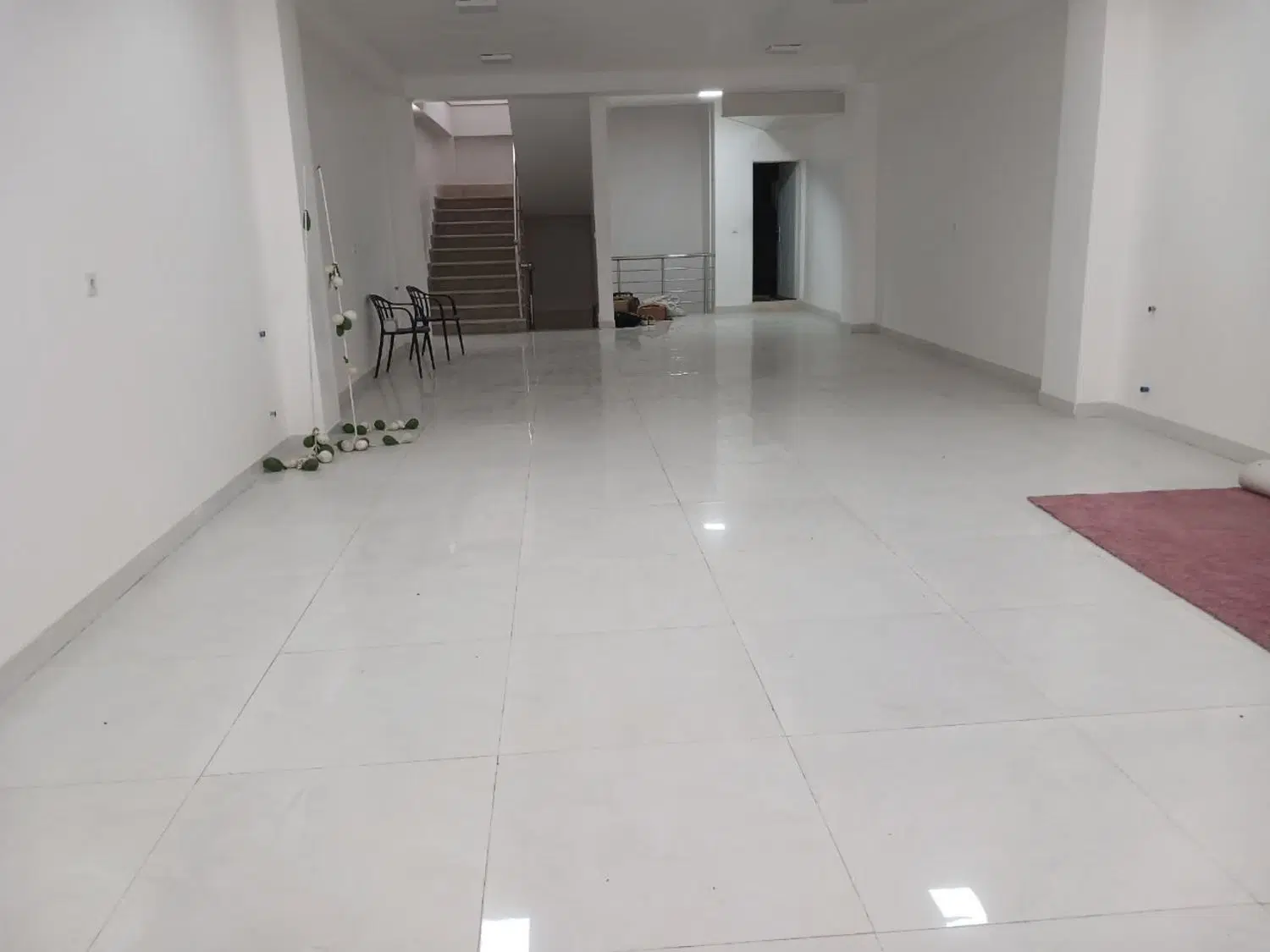 اجاره بالکن مغازه ..۱۰۰متر