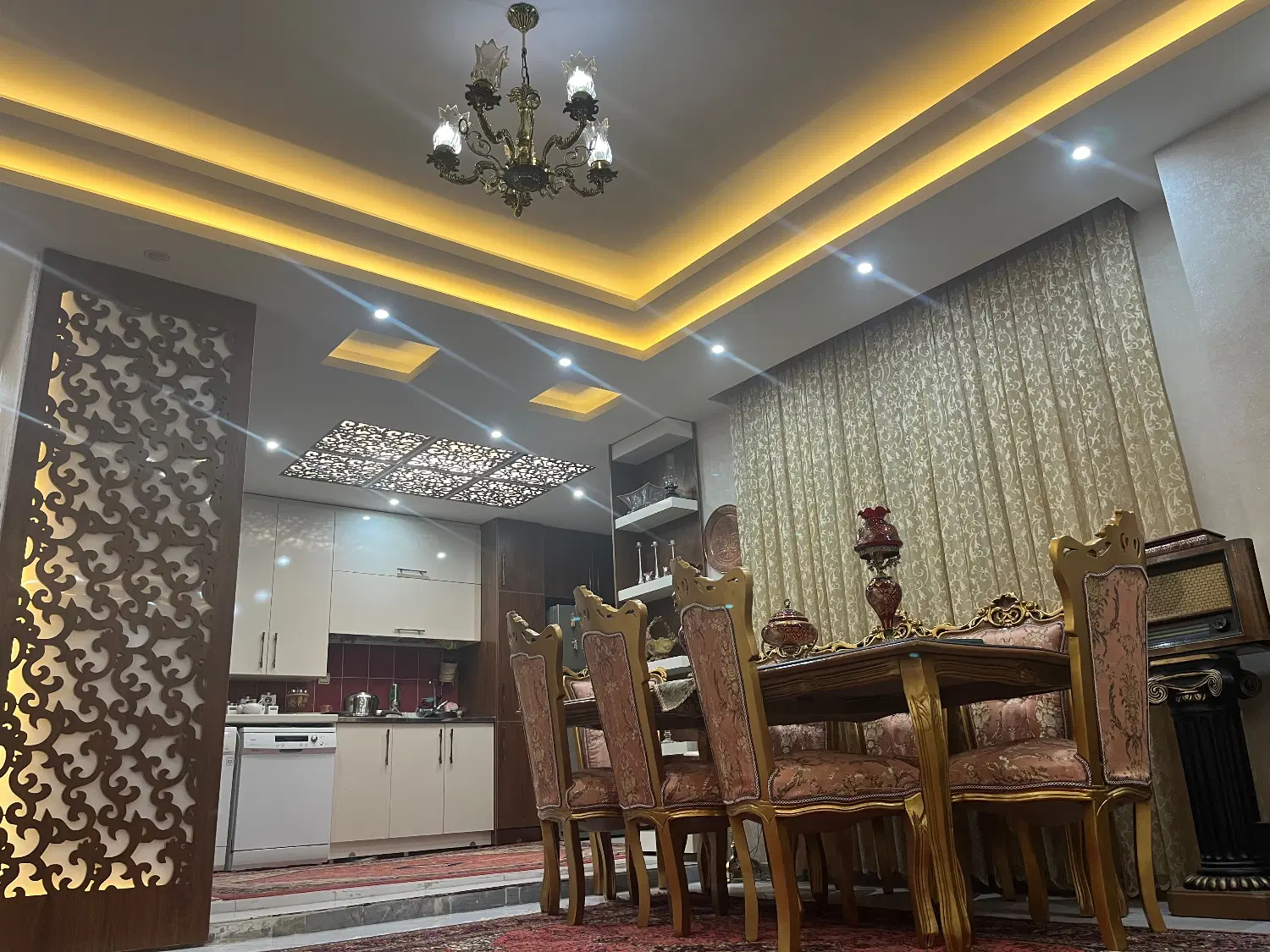 آپارتمان۱۰۵متری‌گلستان