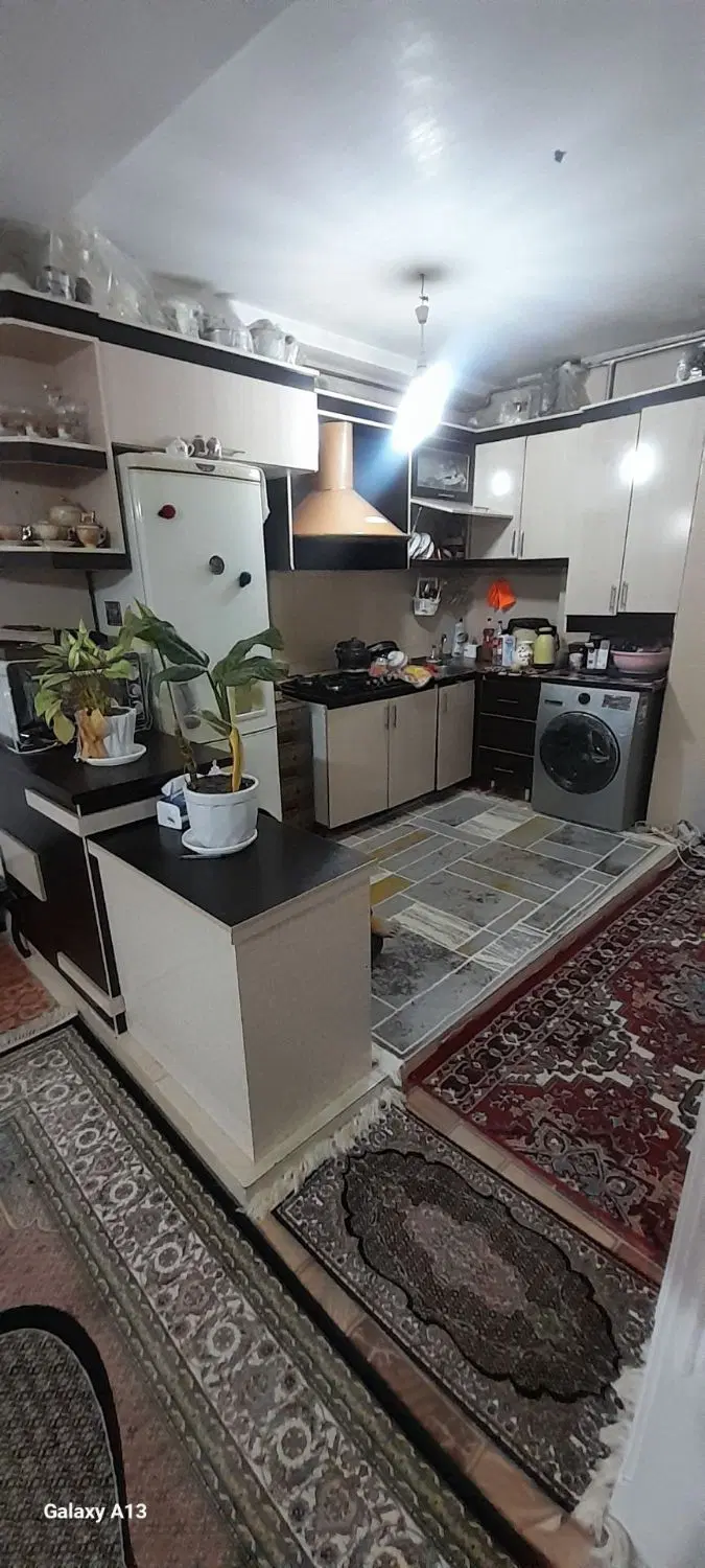 آپارتمان 85 متری در خیابان مبارکی