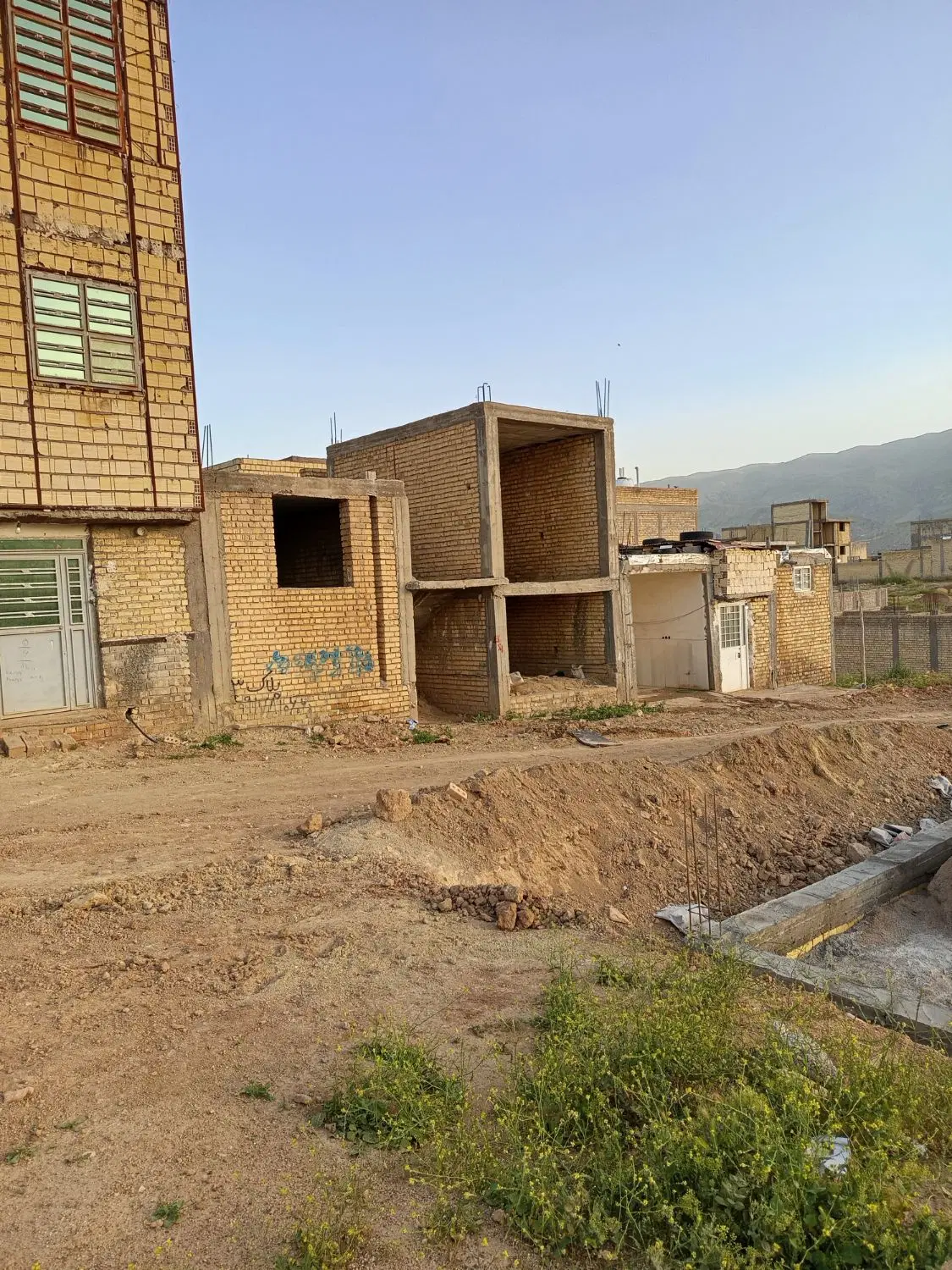 اسکلت کیان اباد