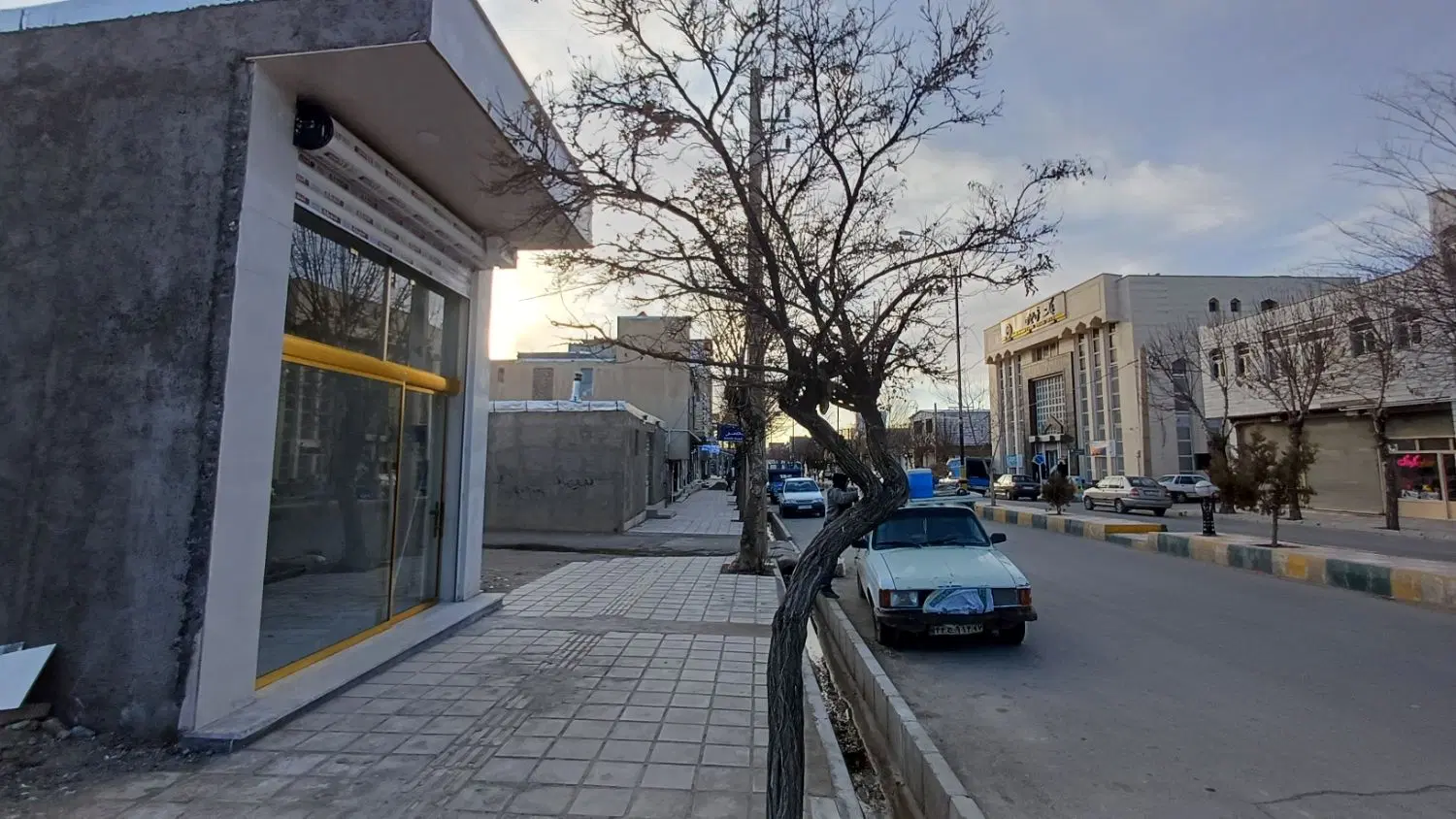 فروش ملک تجاری در خیابان اصلی شهر سجاس