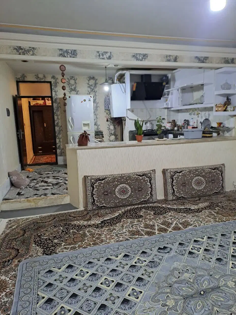 ۸۵ متری تمیز  یک خوابه