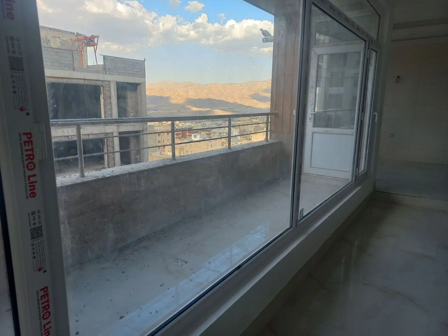 اپارتمان تک واحدی شخصی ساز 121مترکلید نخوردهی