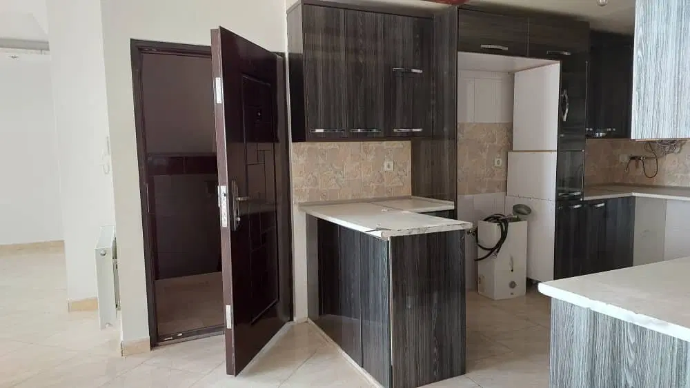 اجاره آپارتمان 90 متری 2 خوابه فول امکانات