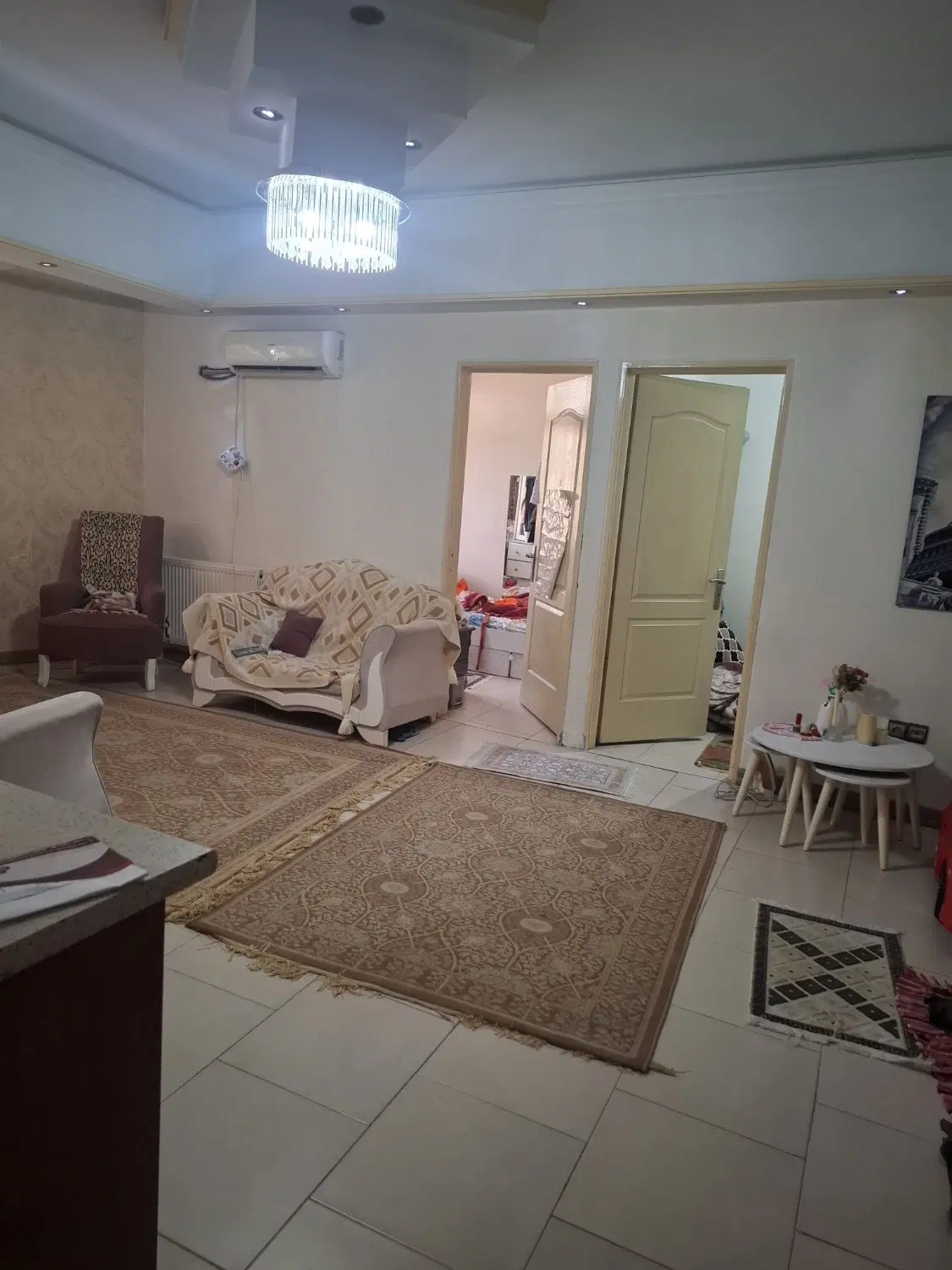 مهرشهر  شهرک آفتاب ۷۳متر دو خواب ۲۷۰ پیش ۱۳ کرایه