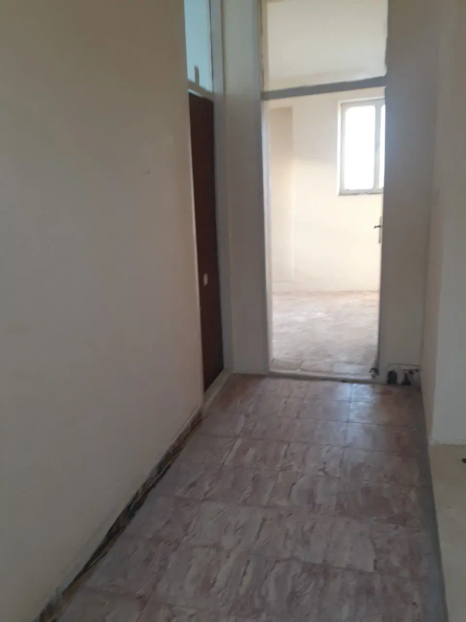 خانه دوطبقه دربست قدیمی