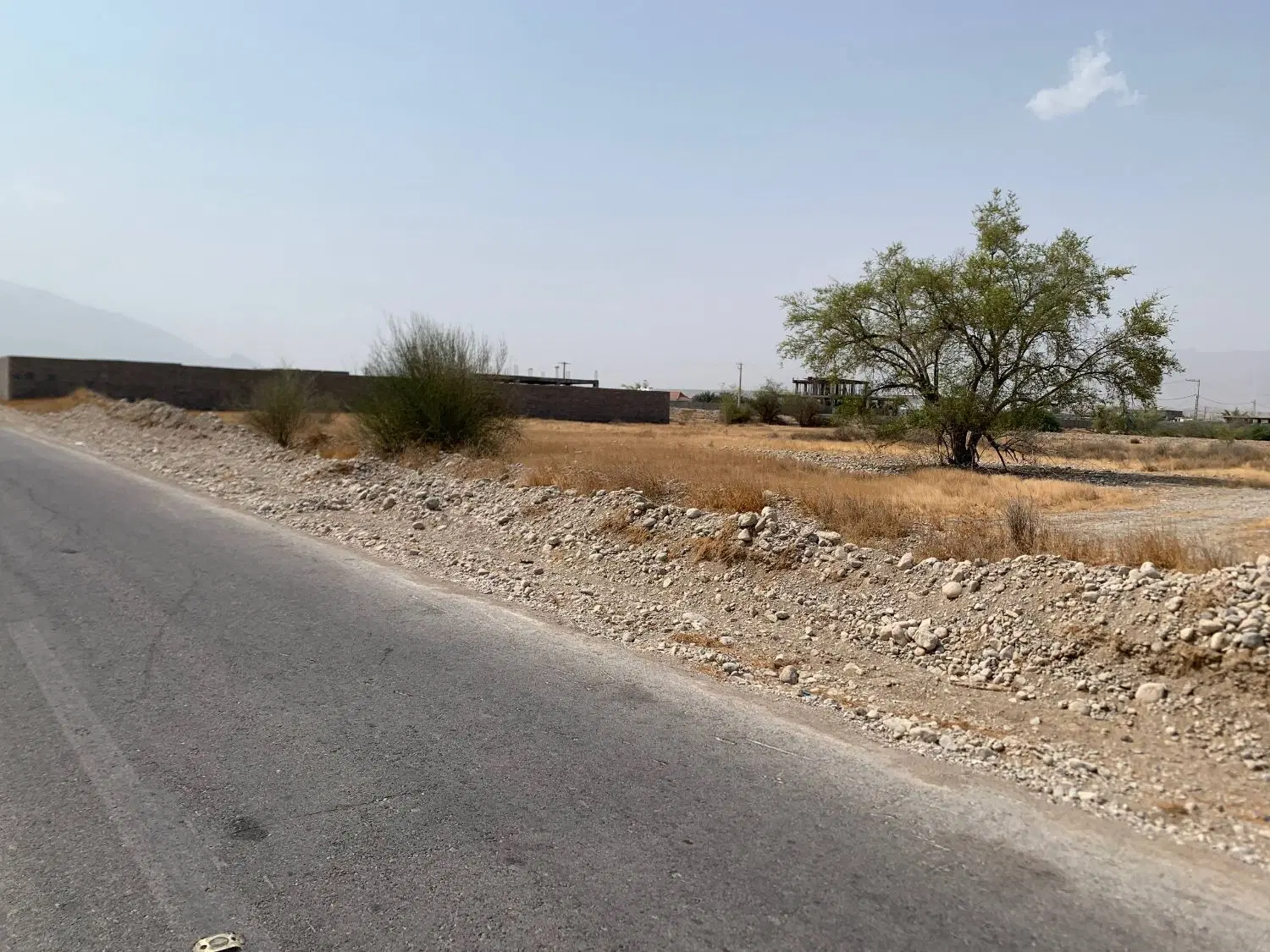 زمین ۱۰۰۰ متری بر خیابان در سرخون سنددار