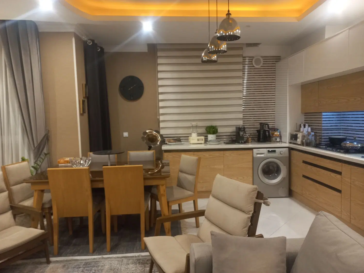آپارتمان خوق نقشه سالن پرده خورده
