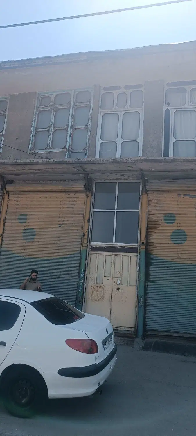 ملک تجاری مسکونی در میدان مادر