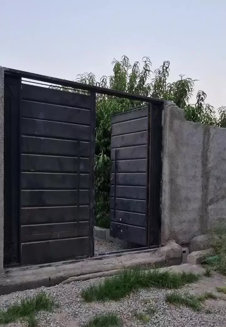 باغچه در دهشاد بالا